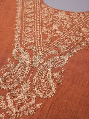 women ethnic motifs embroidered regular thread work kurta with trousers 7