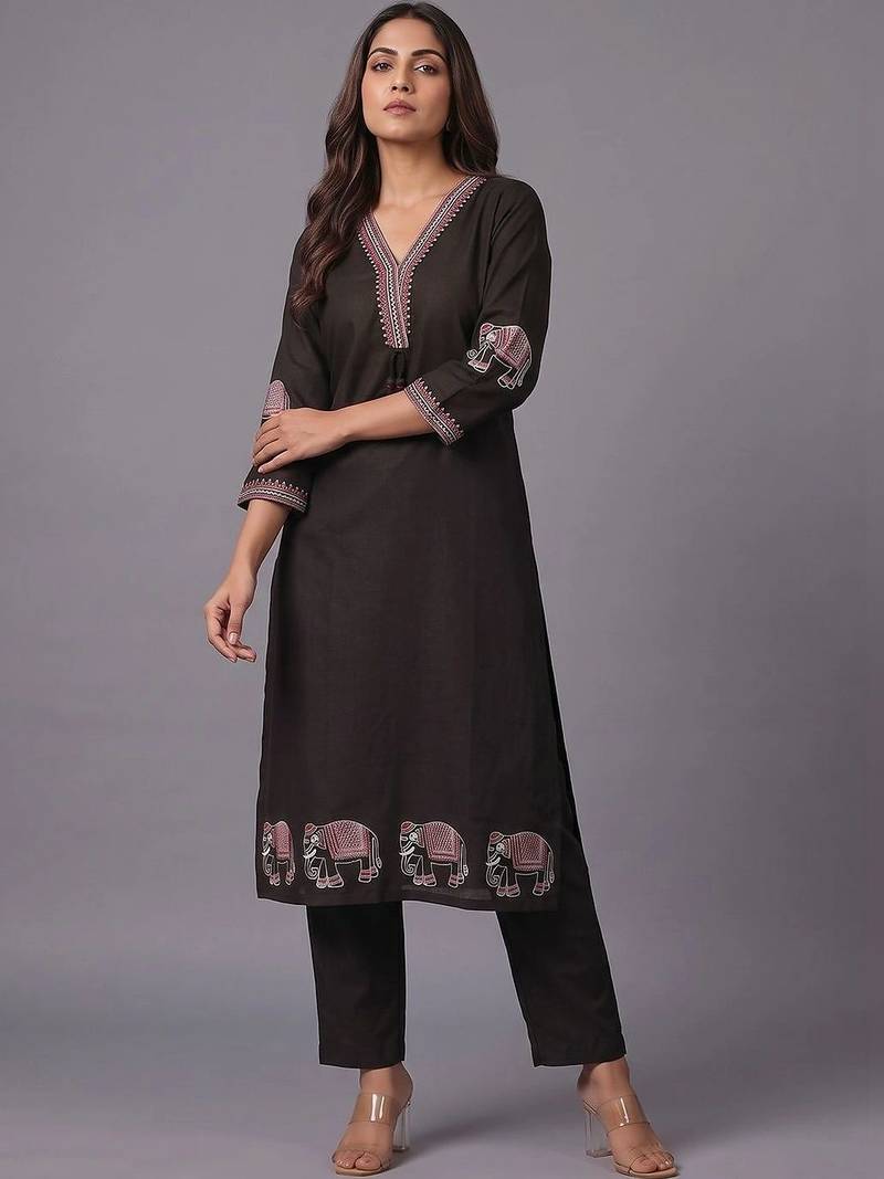 women ethnic motifs embroidered regular thread work kurta with trousers & with dupatta