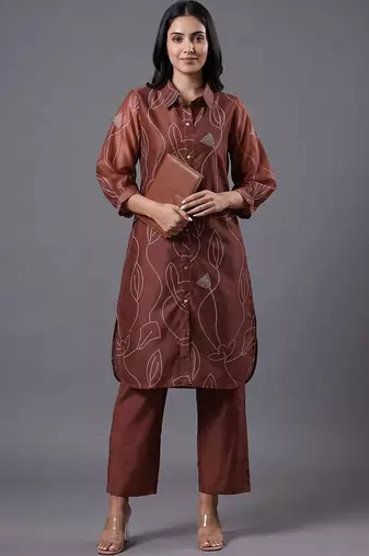 women ethnic motifs embroidered regular thread work chanderi silk kurta & trousers