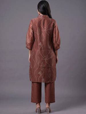 women ethnic motifs embroidered regular thread work chanderi silk kurta & trousers 3