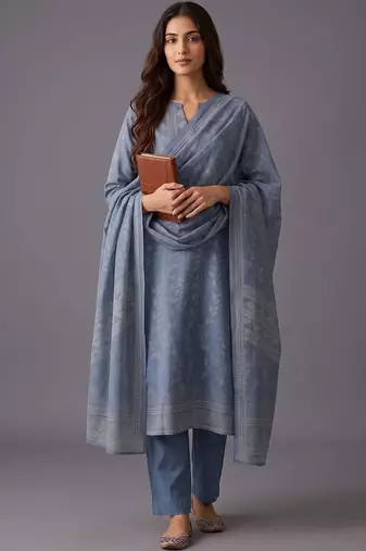women ethnic motifs printed chanderi silk kurta with trousers & with dupatta