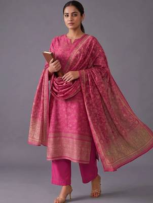 women ethnic motifs regular chanderi silk kurta with trousers & with dupatta 1