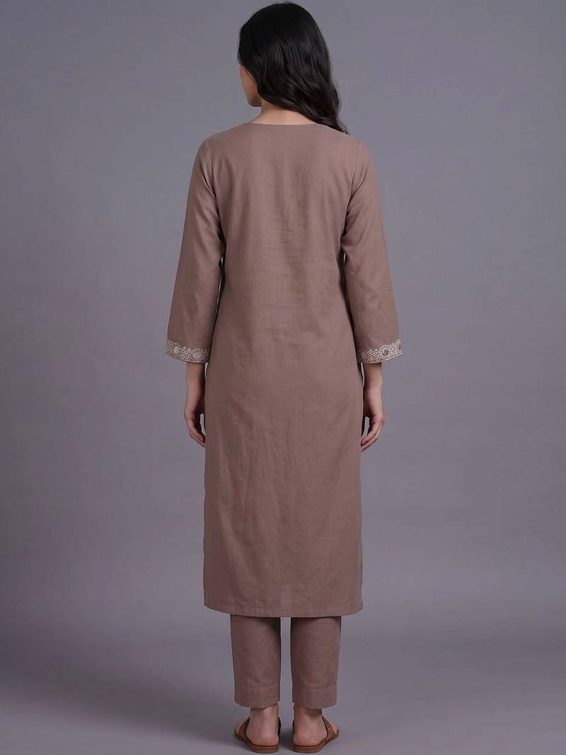 women embroidered regular mirror work kurta with trousers