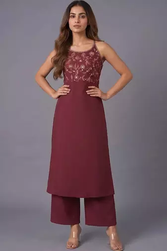 women floral embroidered regular thread work kurta with palazzos