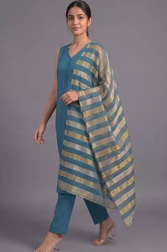 women regular kurta with trousers & with dupatta