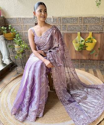 Lavender floral sequinned saree 4