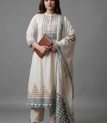 women printed regular kurta with trousers & with dupatta
