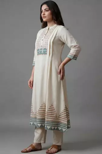 women printed regular kurta with trousers & with dupatta