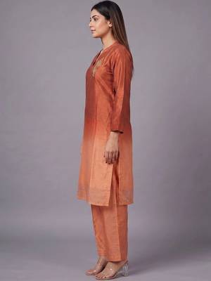 women ombre dyed regular thread work kurta with trousers 2