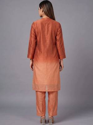 women ombre dyed regular thread work kurta with trousers 3