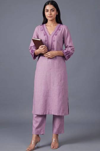 women ethnic motifs embroidered regular thread work kurta with trousers