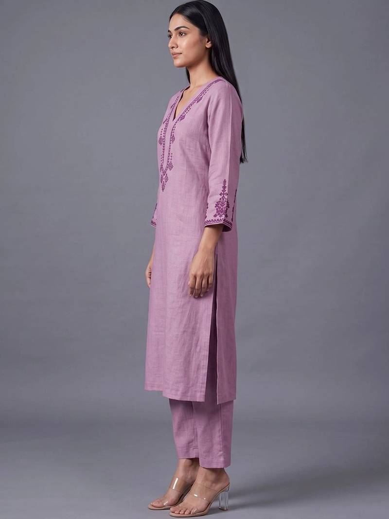 women ethnic motifs embroidered regular thread work kurta with trousers