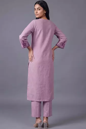 women ethnic motifs embroidered regular thread work kurta with trousers