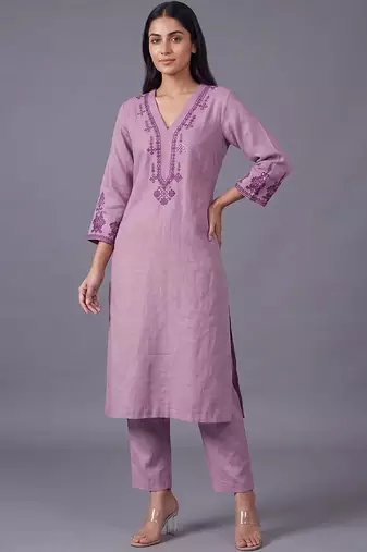 women ethnic motifs embroidered regular thread work kurta with trousers