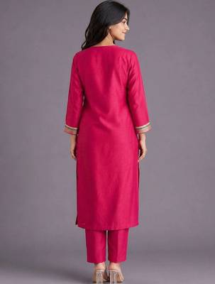 women ethnic motifs regular thread work kurta with trousers & with dupatta 3
