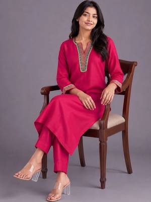 women ethnic motifs regular thread work kurta with trousers & with dupatta 4