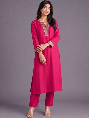 women ethnic motifs regular thread work kurta with trousers & with dupatta 5