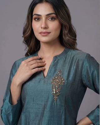 women ombre dyed regular beads and stones kurta with trousers 7