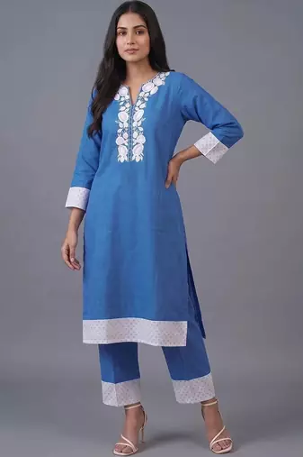 women ethnic motifs embroidered regular thread work kurta with trousers