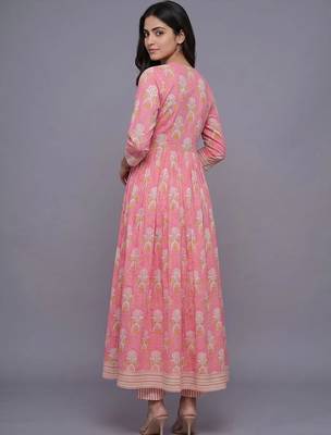 women ethnic motifs printed regular thread work kurta with trousers & with dupatta 3