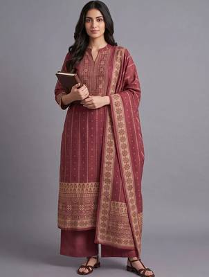 women ethnic motifs printed regular kurta with palazzos & with dupatta 1