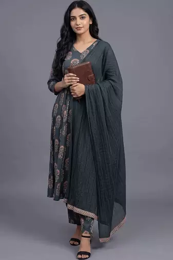 women ethnic motifs printed regular kurta with trousers & with dupatta