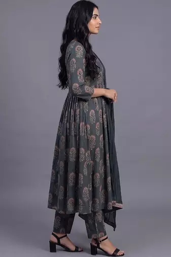 women ethnic motifs printed regular kurta with trousers & with dupatta