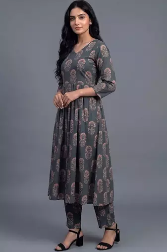 women ethnic motifs printed regular kurta with trousers & with dupatta