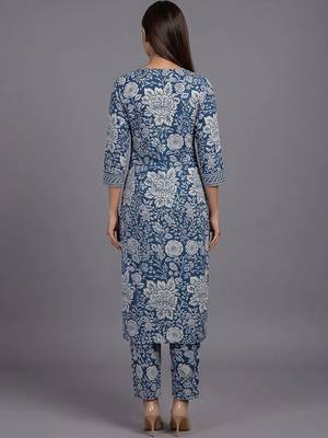 women floral printed regular kurta with trousers & with dupatta 3