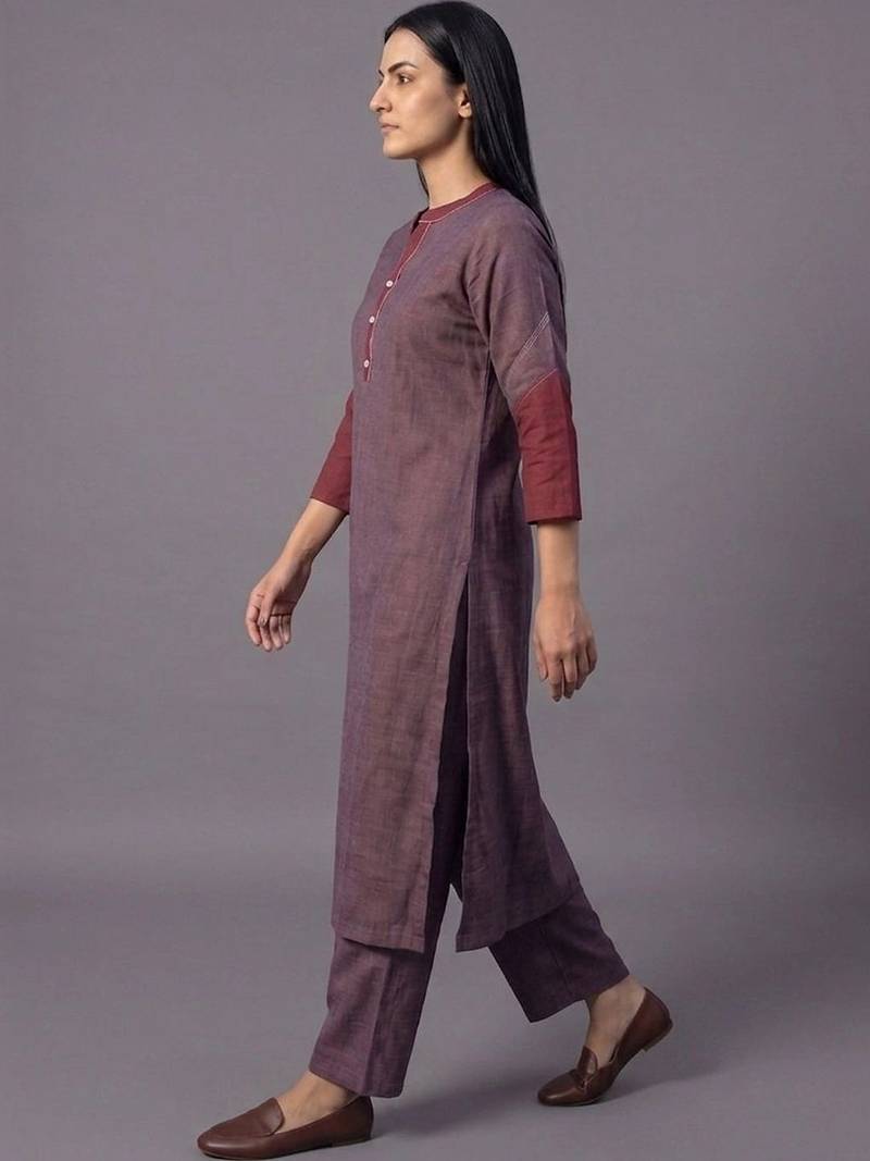 women regular kurta with trousers