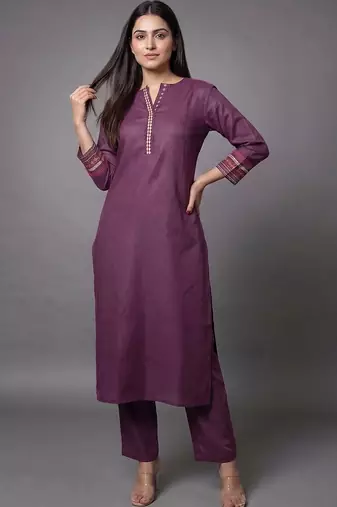 women ethnic motifs regular thread work kurta with trousers