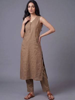 women floral regular kurta with trousers & with dupatta 6