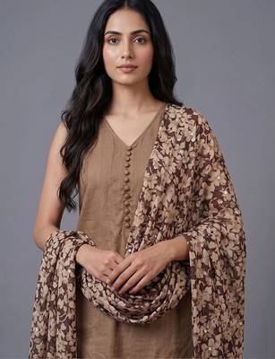 women floral regular kurta with trousers & with dupatta 7