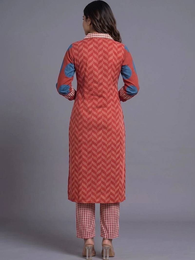 women printed regular kurta with trousers