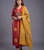 women ethnic motifs printed regular cotton kurta with trousers & with dupatta