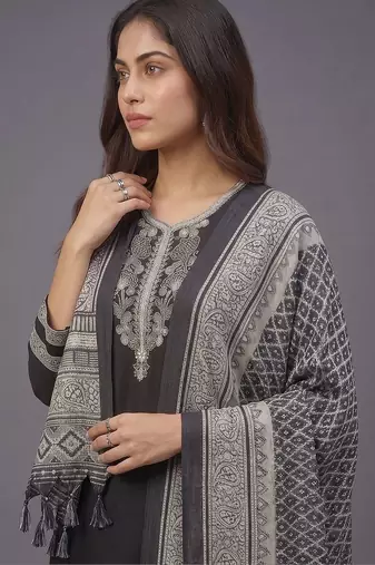 women ethnic motifs embroidered regular thread work kurta with palazzos & with dupatta