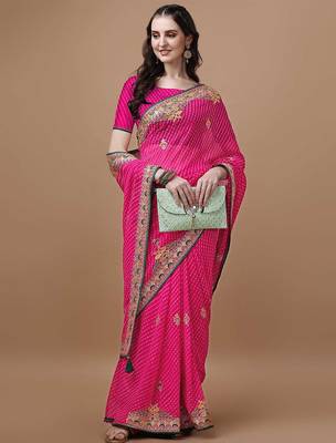 Pink pink geometric printed bandhani saree 4