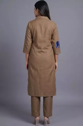 women ethnic motifs embroidered regular thread work kurta with trousers