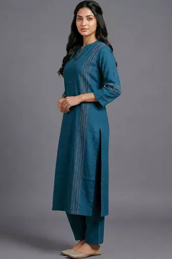 women striped regular kurta with trousers