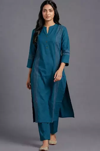 women striped regular kurta with trousers