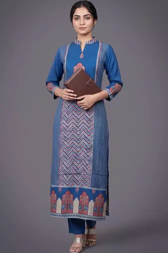 women ethnic motifs printed regular kurta with trousers