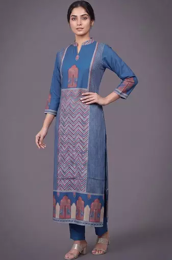 women ethnic motifs printed regular kurta with trousers