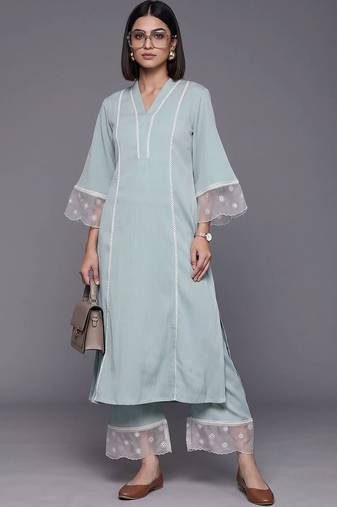 women regular silk crepe kurta with trousers