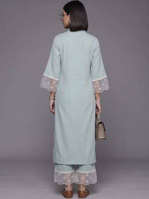 women regular silk crepe kurta with trousers 3