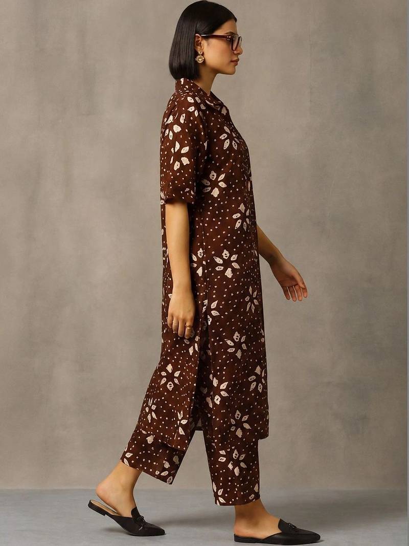 women ethnic motifs printed regular cotton kurta with trousers
