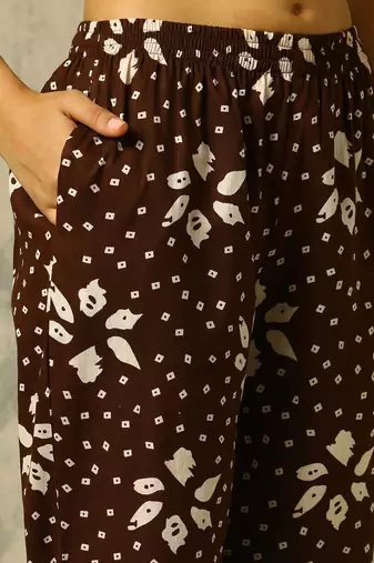 women ethnic motifs printed regular cotton kurta with trousers