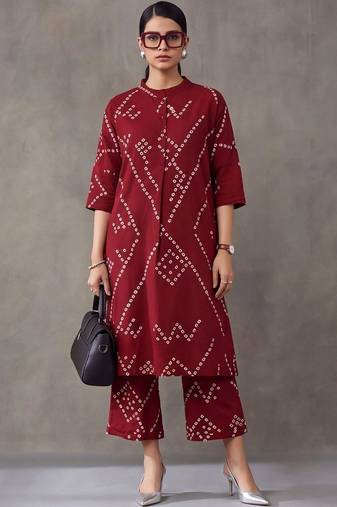 women printed regular cotton kurta with trousers