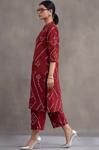 women printed regular cotton kurta with trousers