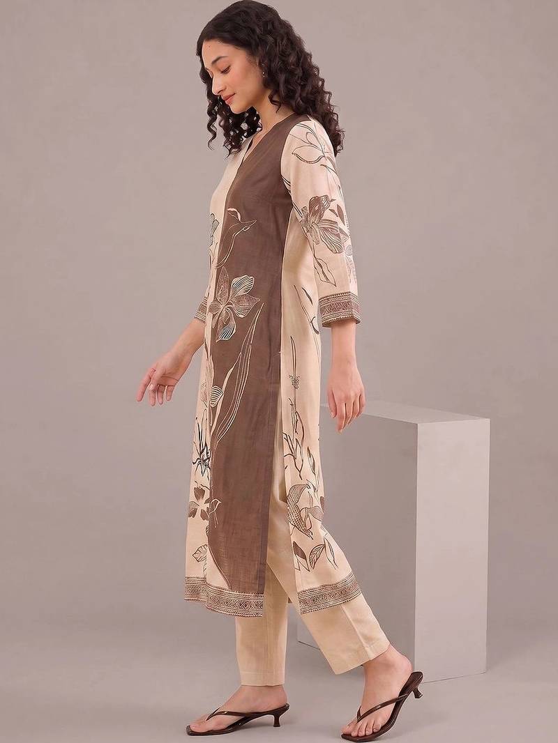 women floral printed regular kurta with trousers