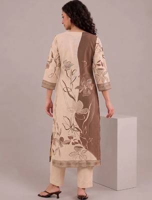 women floral printed regular kurta with trousers 3